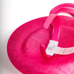 McBURN Fascinator Saucer Daphne, Hot Pink