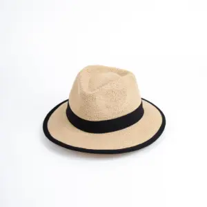 Bedacht Fedora Pflaume