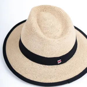 Bedacht Fedora Pflaume