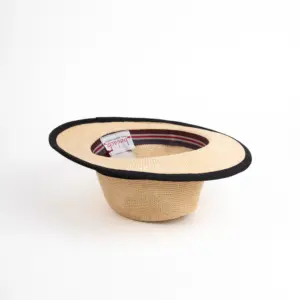 Bedacht Fedora Pflaume